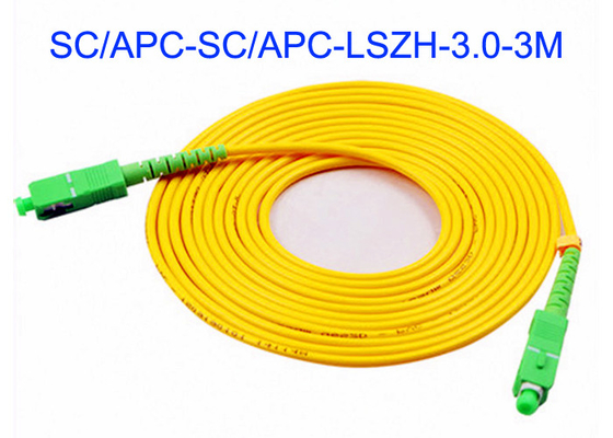 O remendo da fibra ótica do armário SC/APC de uma comunicação conduz a bainha exterior da caixa LSZH de transferência da manutenção programada 3m