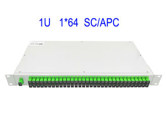 1U caixa do divisor SC/APC do PLC da fibra ótica da manutenção programada do × 64 da montagem em rack 1 19 polegadas de branco